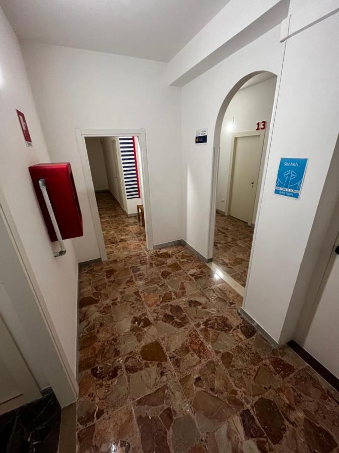 Hotel Lido فيستَ المظهر الخارجي الصورة